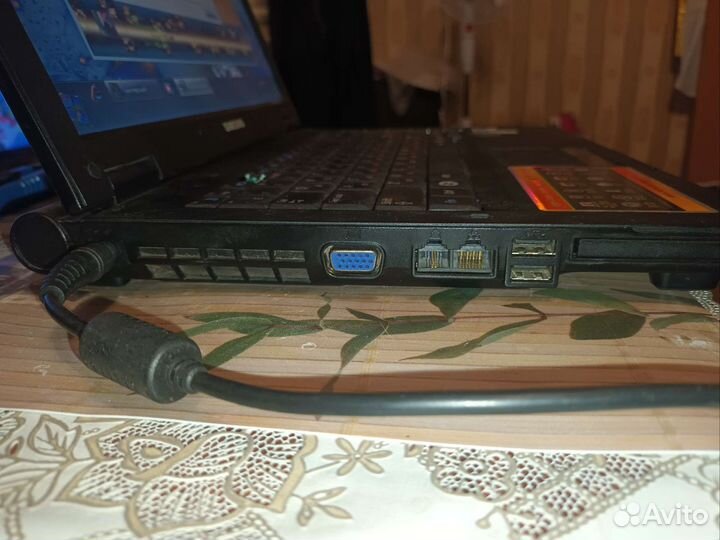Ноутбук Samsung r25