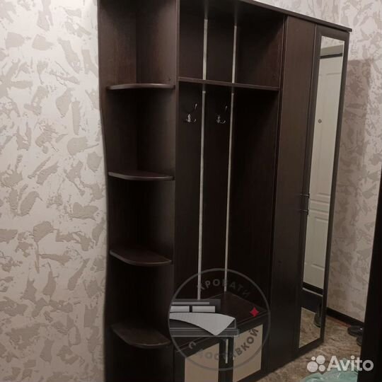 Прихожая