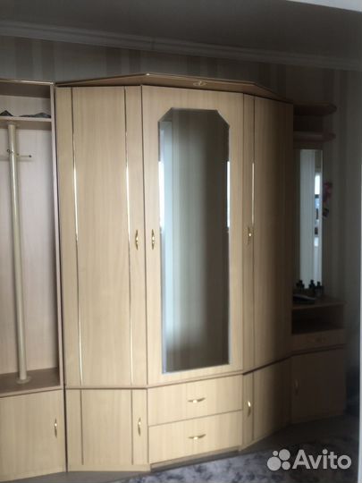 Прихожая бу