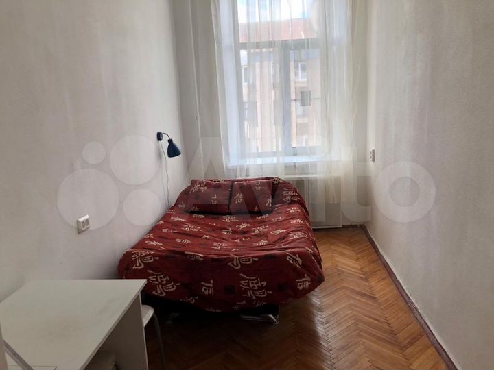 Комната 12,2 м² в 6-к., 5/5 эт.