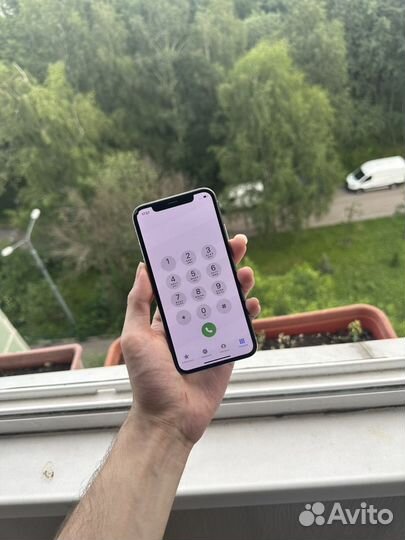 iPhone X, 64 ГБ