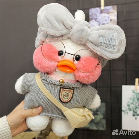 Утка Лалафанфан плюшевая в очках + одежда