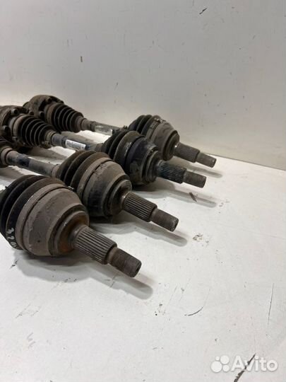 Привод полуось сборе вал(акпп) передний Volkswagen