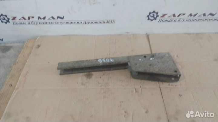 Кронштейн крыла Man Tgl