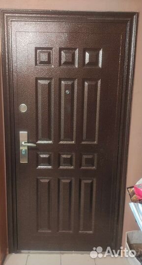 Дверь входная металлическая новая