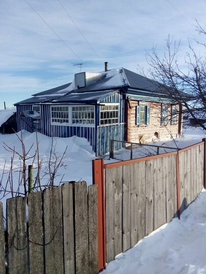 Дом 59,8 м² на участке 30,8 сот.