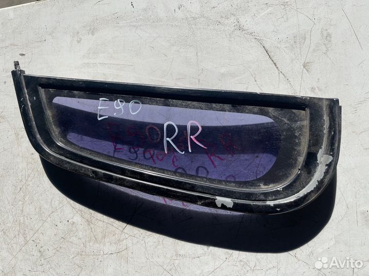 Форточка toyota corolla e90