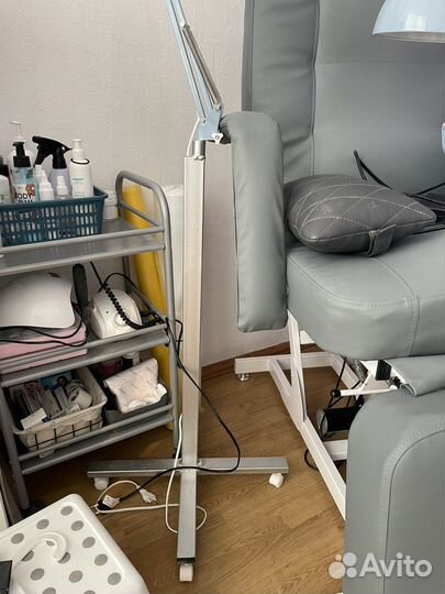 Напольная подставка для лампы терциал