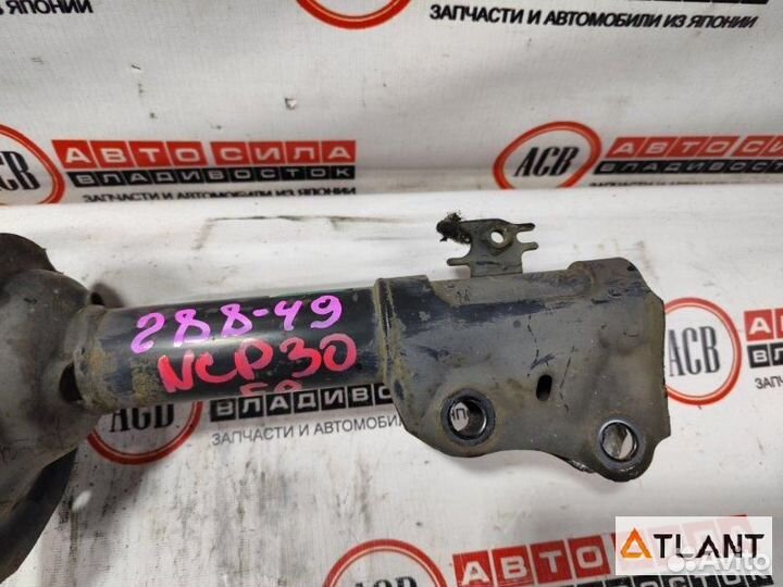 Стойка передняя правая toyota BB