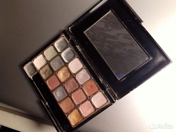 Тени Ruby rose винтаж