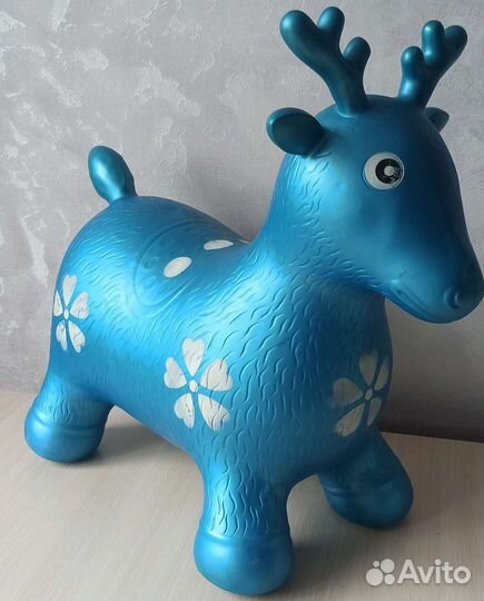 Резиновый олень прыгунок надувной