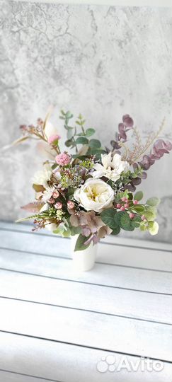 Искусственный букет цветов