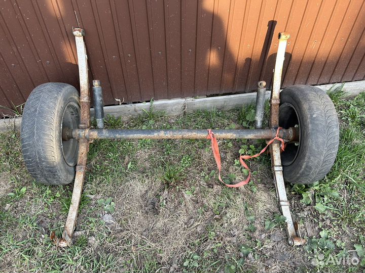 Ось для легкового прицепа в сборе