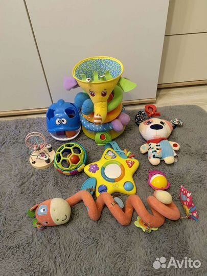 Развивающие игрушки для малышей от 0