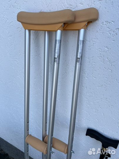 Тутор наколенник Костыли и костыль