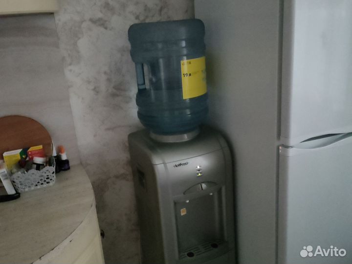 Кулер для воды бу