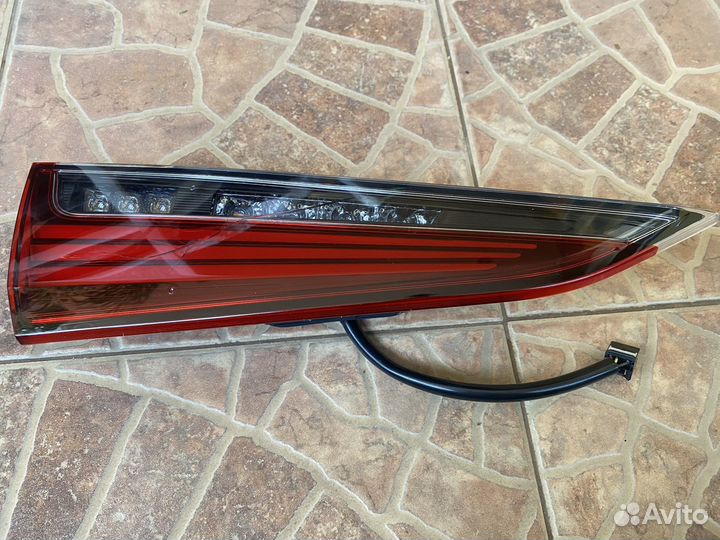 Фонарь внутренний правый Lexus ES 250 7 б/у