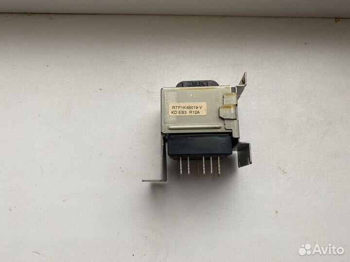 Запчасти от кассетной деки Technics 373-575