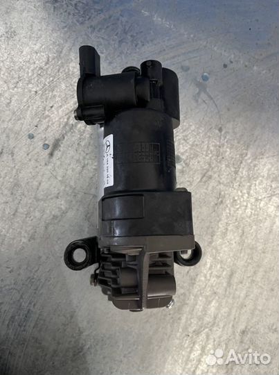 Компрессор амк пневмоподвестки Мерседес w221 S600