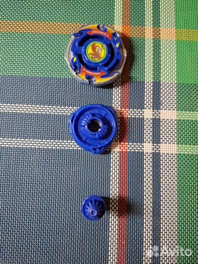 Волчок beyblade X от Takara tomy