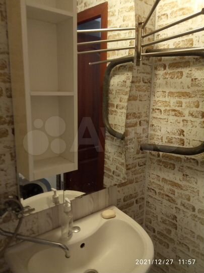 2-к. квартира, 50 м², 3/9 эт.