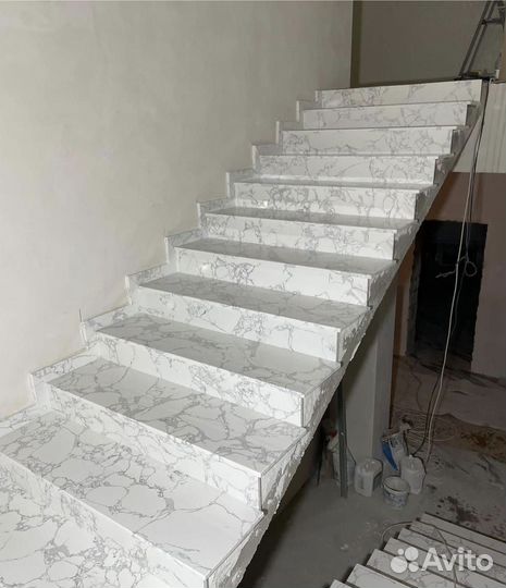 Ступени из мрамора