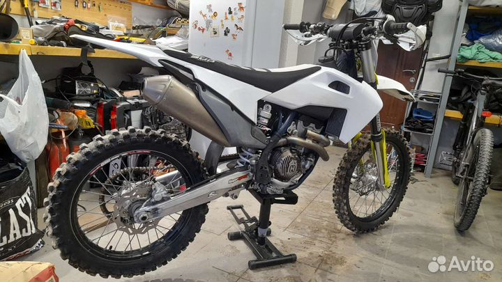 Кроссовый мотоцикл Husqvarna FC 250