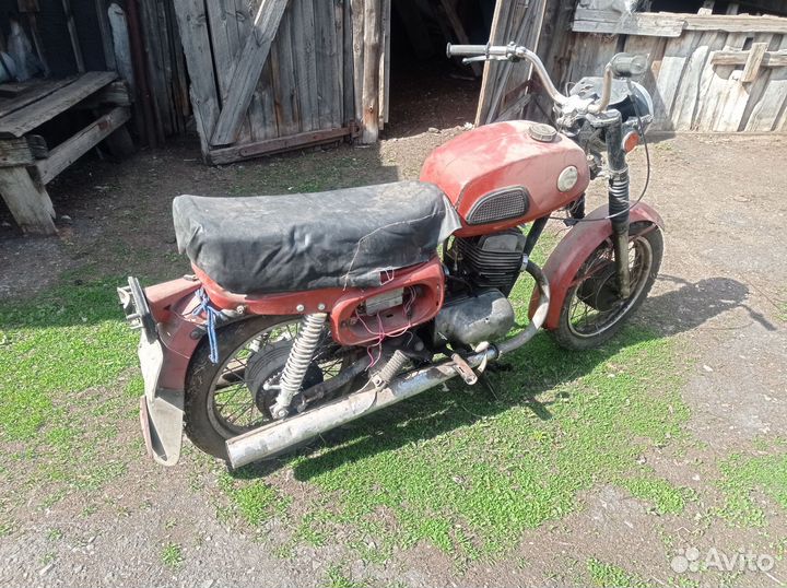 Продам мотоцикл иж-планета 5