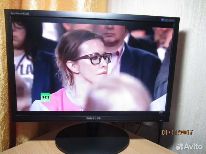 Samsung E2220NW 22-дюйма