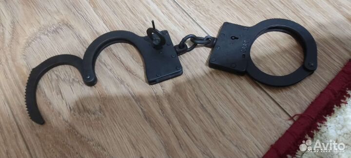 Наручники новые