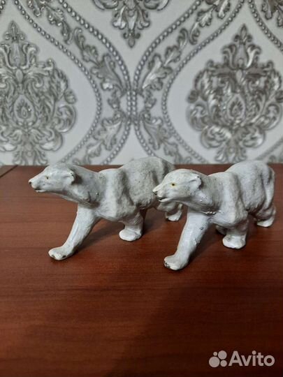 Старинная очень редкая статуэтка белый медведь