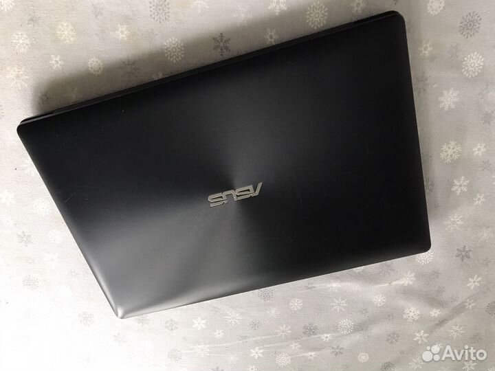 Ноутбук Asus F553M