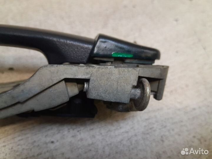 Ручка двери задняя левая Volkswagen Passat B5 (199