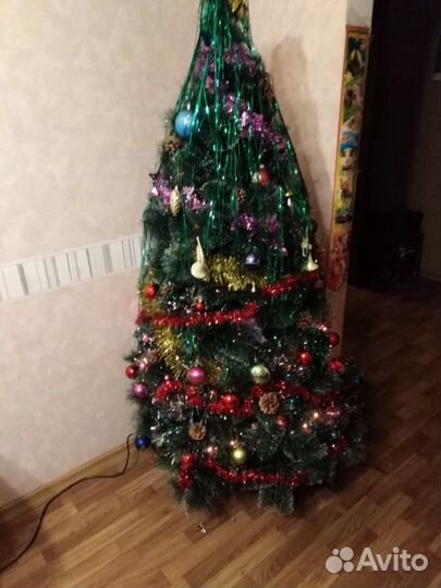 Елка искусственная