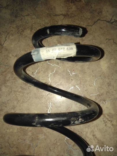 Задняя пружина Рено Дастер