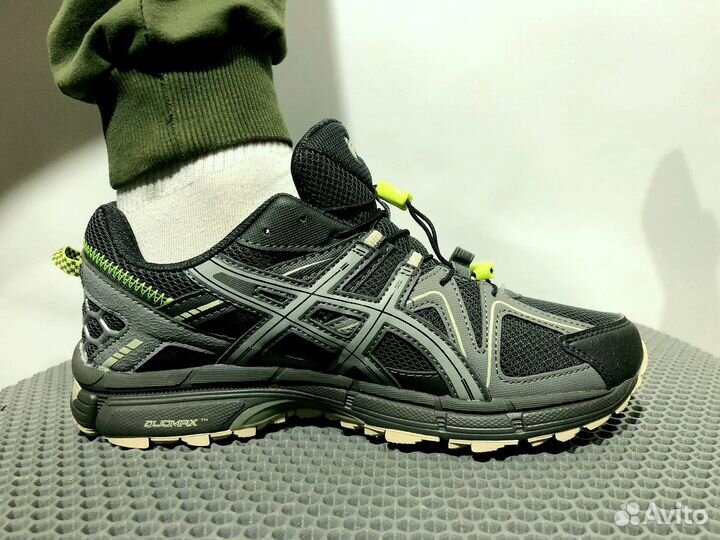 Кроссовки Asics долговечные