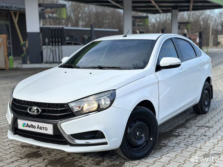 LADA Vesta 1.6 CVT, 2022, битый, 39 000 км