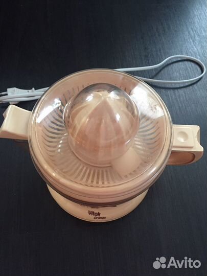 Соковыжималка для цитрусовых Vitek