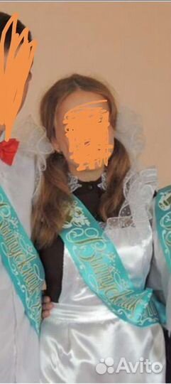 Школьный фартук и банты