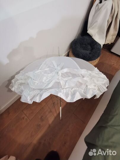 Зонтик свадебный с рюшами zest