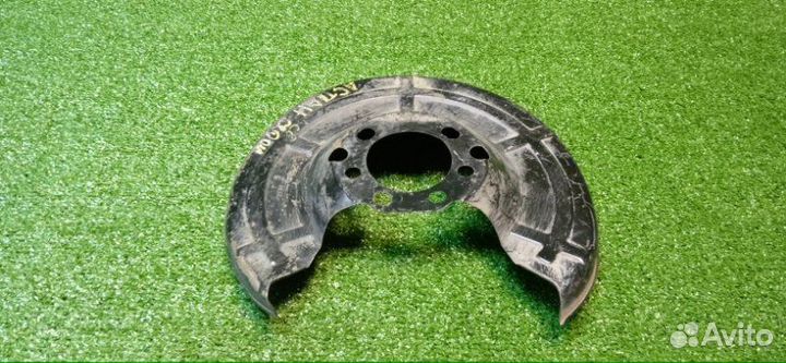 Пыльник тормозного диска задний Opel Astra H