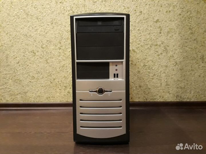Системный блок Intel Core 2 Duo E8400/4 Gb/250 Gb