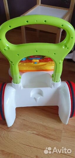 Машинка каталка толокар