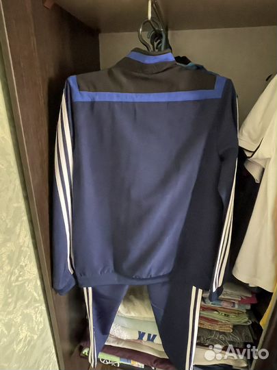Спортивный костюм Adidas новый,р152