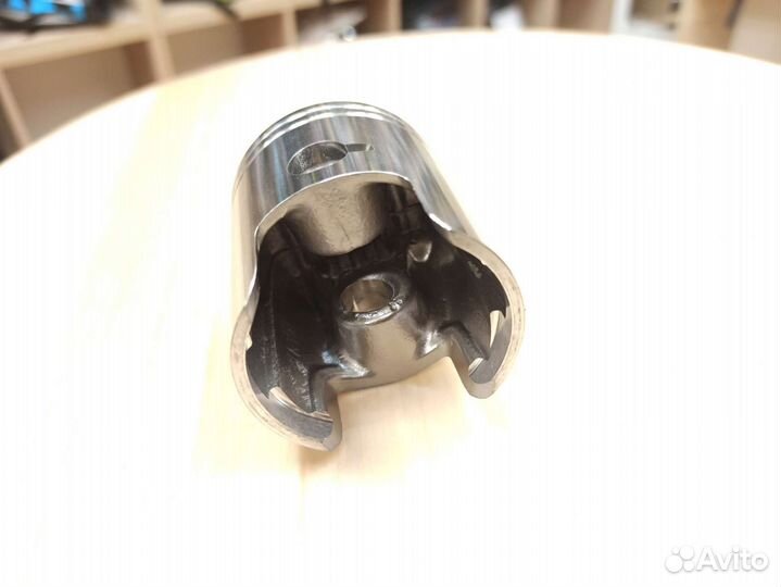 Поршень Suzuki AD100