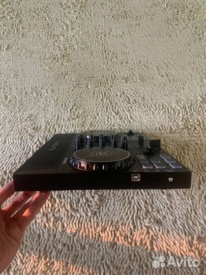 Dj контроллер Numark