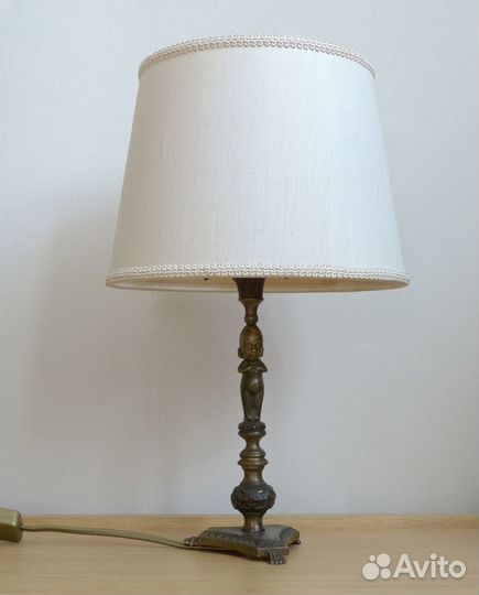 Пара настольных ламп с путти из Италии