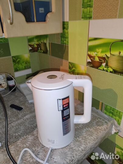 Чайник электрический Redmond RK M 216S