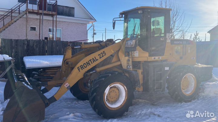 Фронтальный погрузчик Frontal 225, 2019