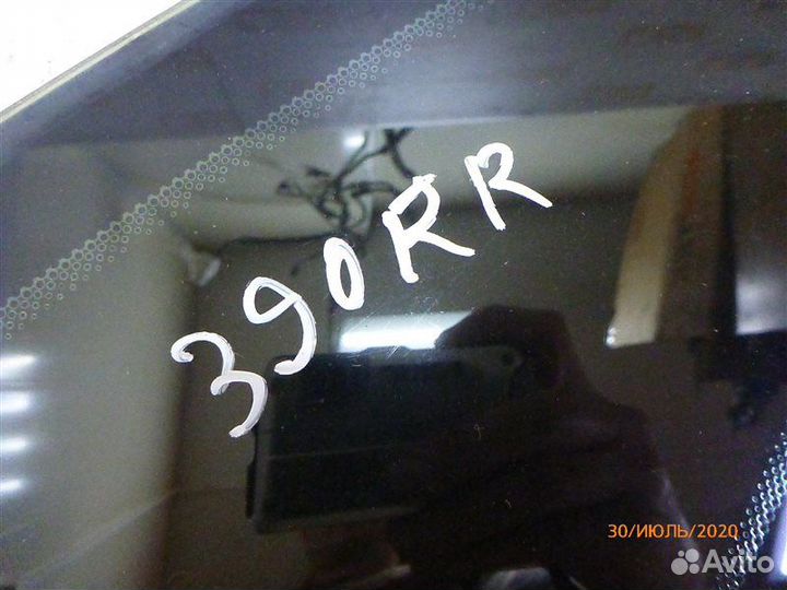 Стекло заднее правое Renault Laguna B56M N7QD704